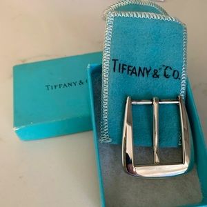 Women's Tiffany sterling silver belt buckle. Never used. perfect condition
